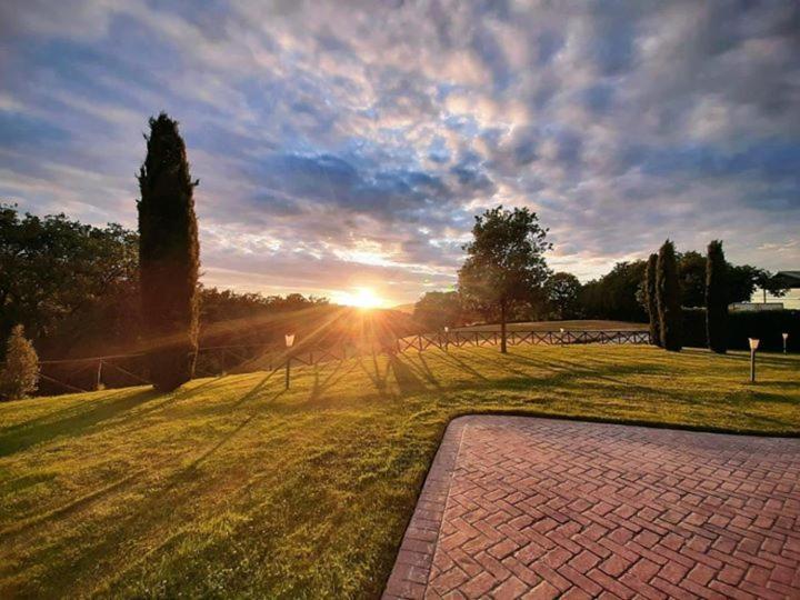 Agriturismo Podere Del Lepre San Quirico  Buitenkant foto