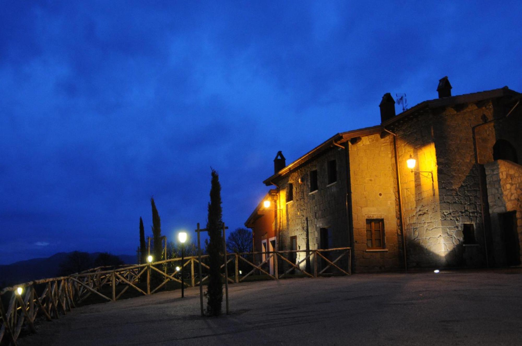 Agriturismo Podere Del Lepre San Quirico  Buitenkant foto