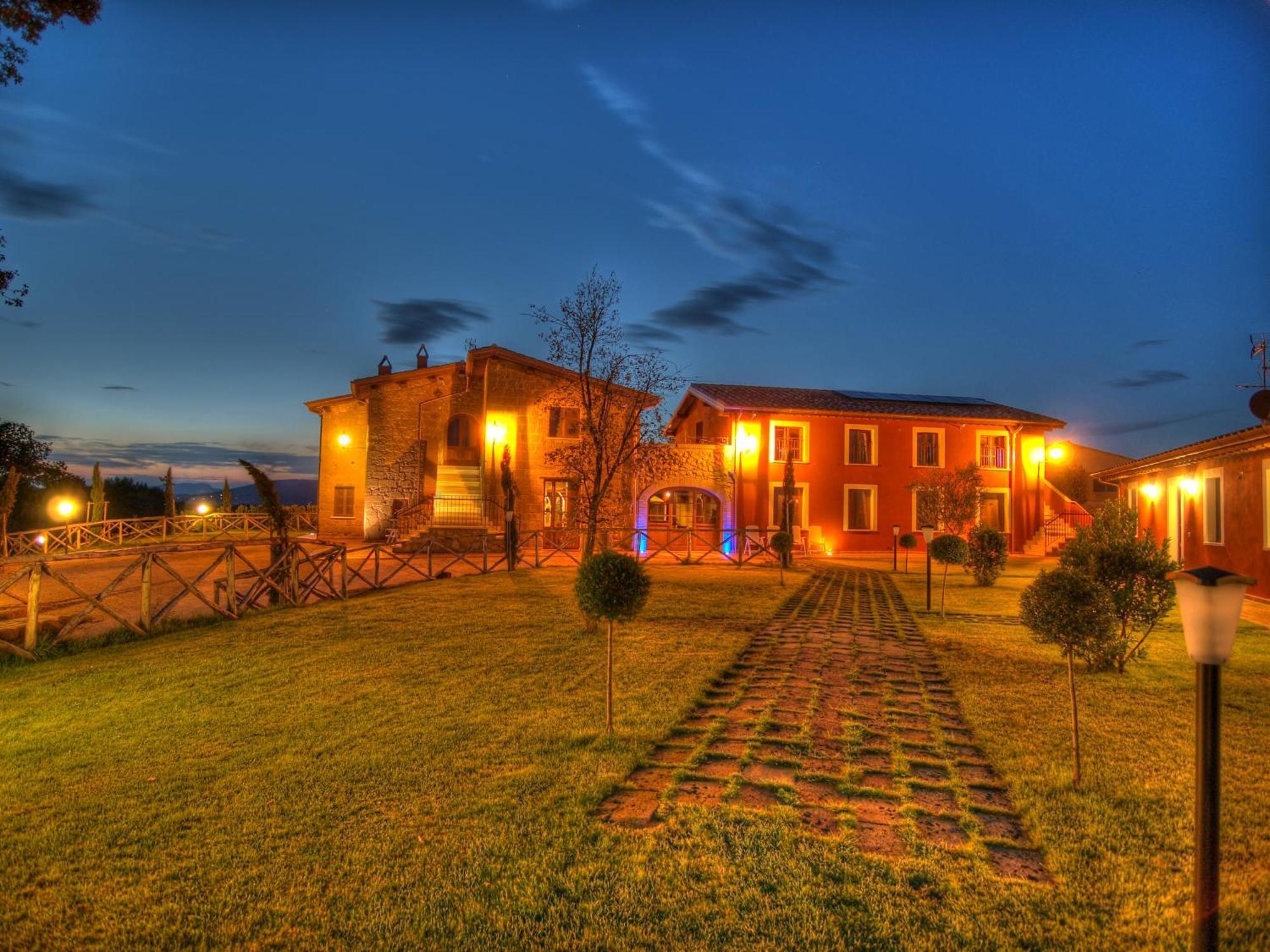 Agriturismo Podere Del Lepre San Quirico  Buitenkant foto