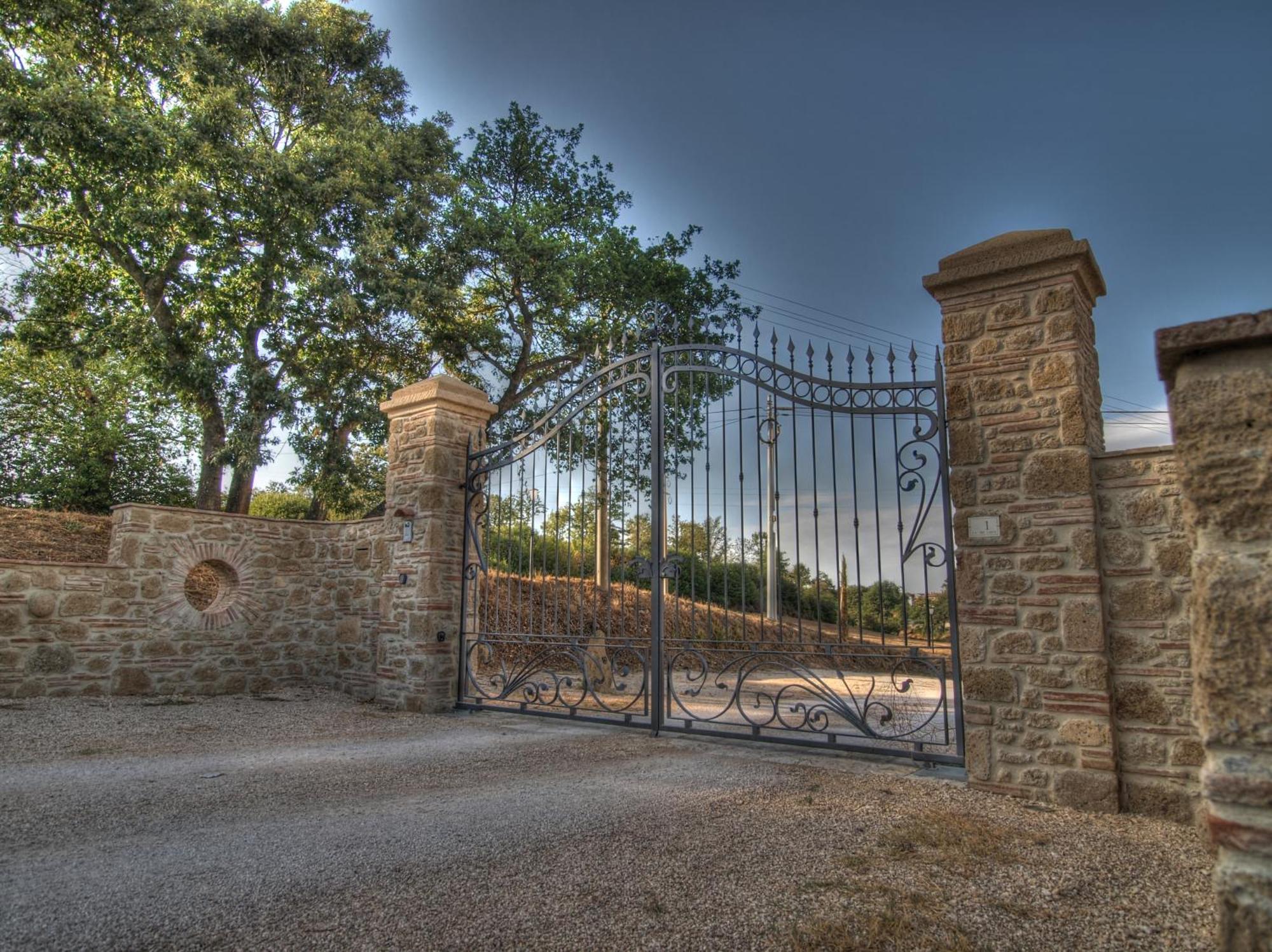 Agriturismo Podere Del Lepre San Quirico  Buitenkant foto